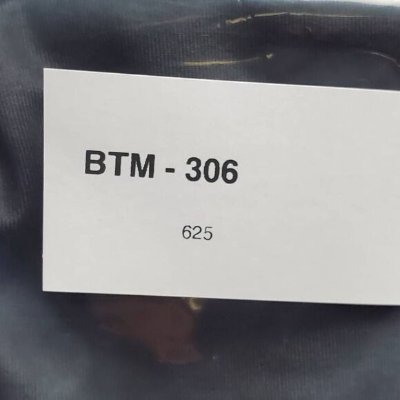 Women's Black High-Waisted Leggings - Picture 5 of 5